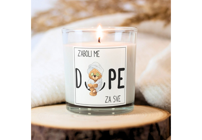 „Teddy zaboli me dupe za sve“ mirisna svijeća 